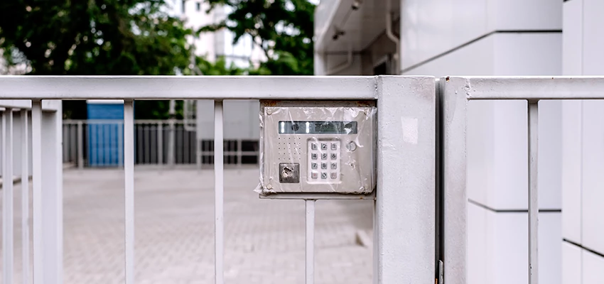 Gate Locks For Metal Gates in Oak Park, California