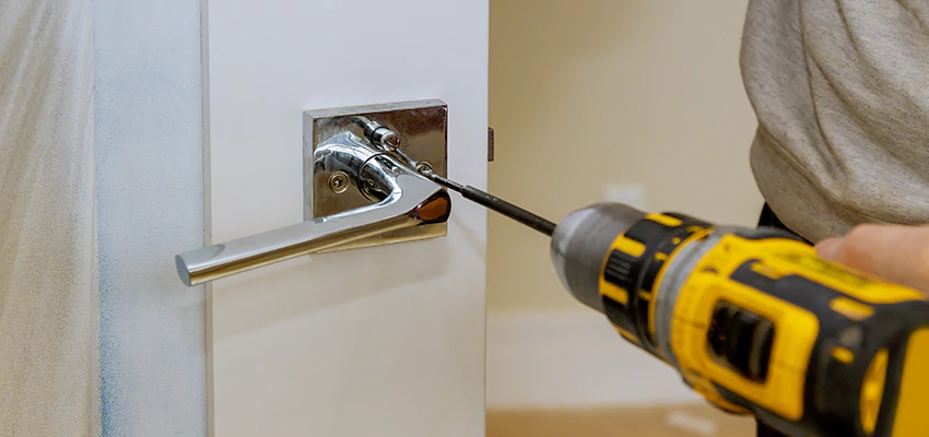 After-hours Locksmith  For Lock Troubleshooting in Oak Park, California